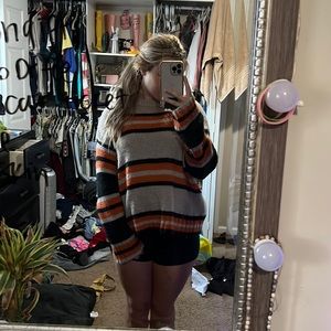 URBAN OUTFITTERS OVERSIZED KNIT SWEATER